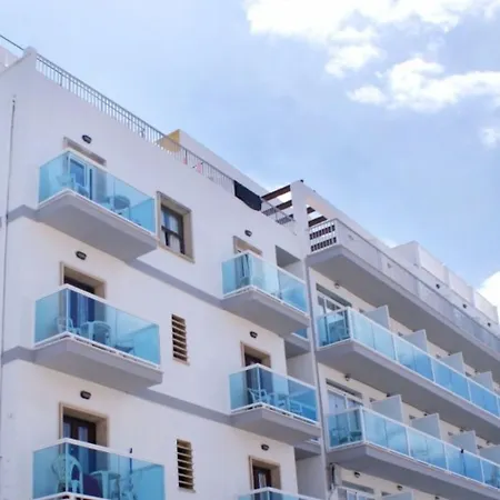 Planet Hotels Blue Adults Only +16-2