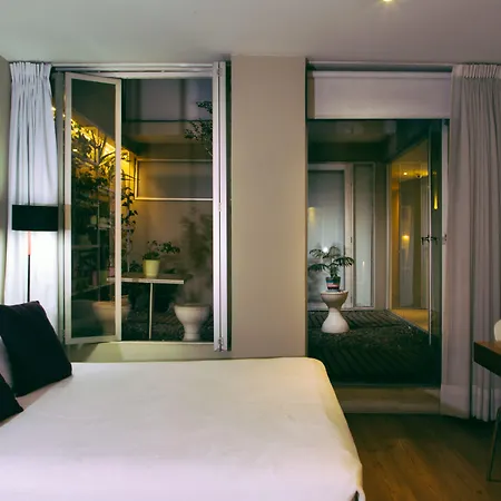 Hotel Living 55-3
