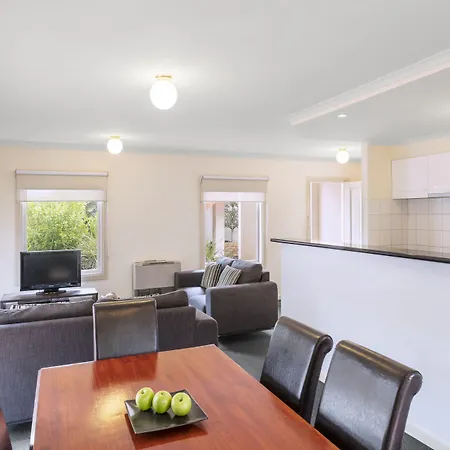 Hawthorn Gardens Serviced Apartments-2