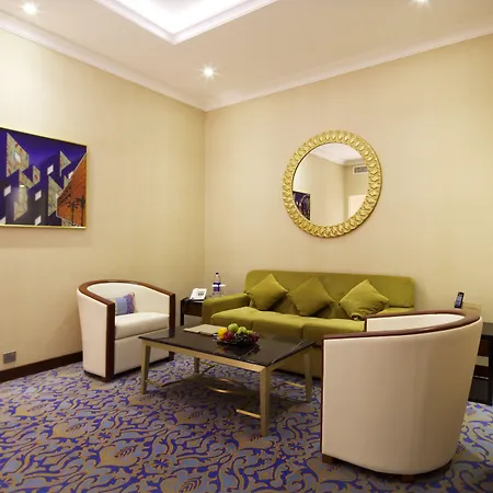 Raviz Center Point Hotel-2