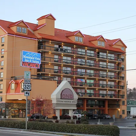 Mountain Vista Inn & Suites - Walking Distance To The Island-2
