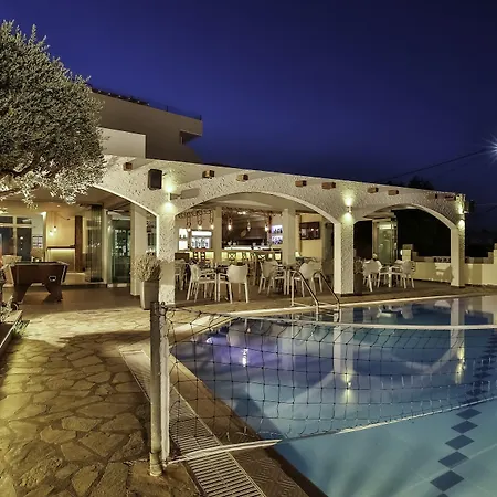 Malibu Boutique Studios & Bungalows-3