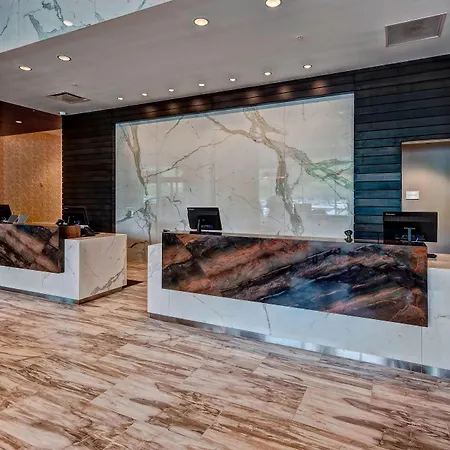Courtyard By Marriott Kansas City Downtown/Convention Center-2