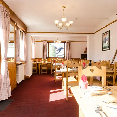 Chalet Hotel Sylvana-3