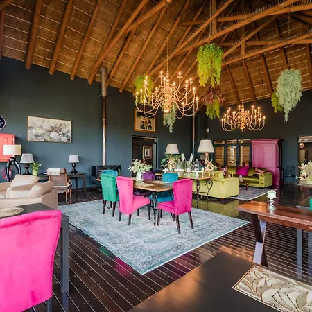 SW1 Lodge-2