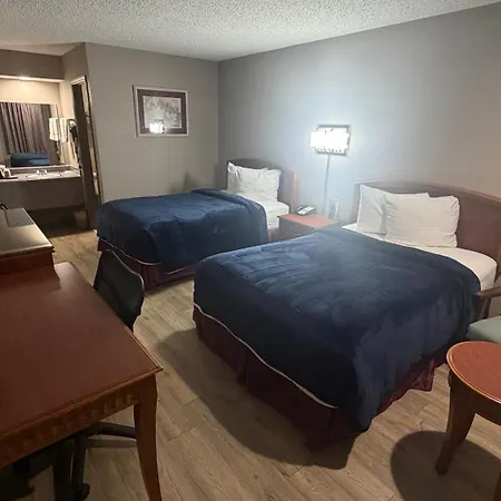 Colonial Inn-3