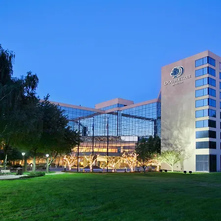 Doubletree By Hilton Stamford-3