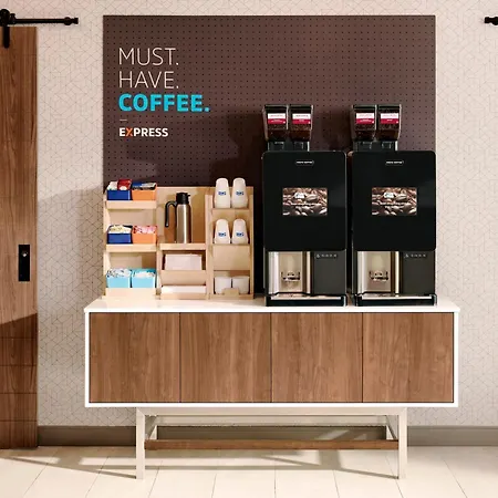 Holiday Inn Express & Suites El Paso Airport By Ihg-3