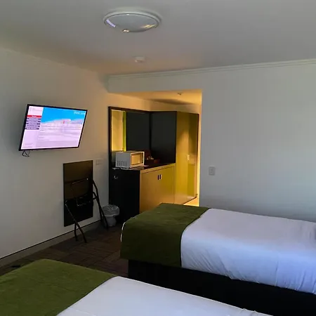 Mackay Oceanside Central Hotel Official-3