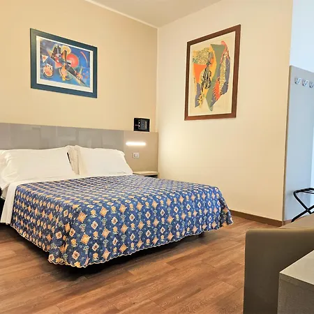 Hotel Ornella-2