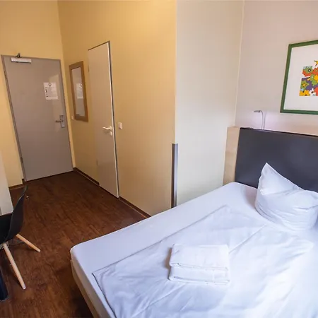 Acama Hotel & Hostel Kreuzberg-2