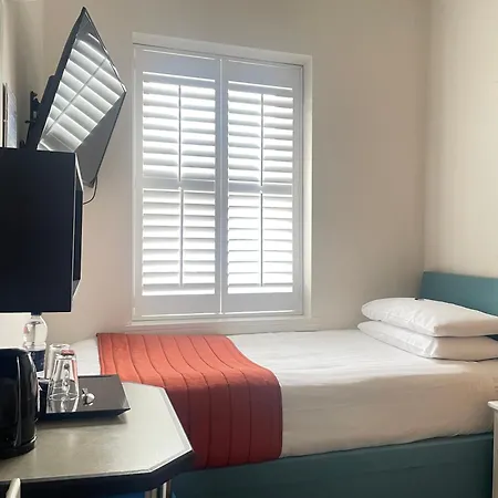 Hotel 63-2
