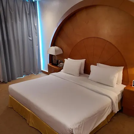 Oryx Grand Hotel Jebel Hafeet-2