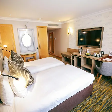 Courthouse Hotel London-2
