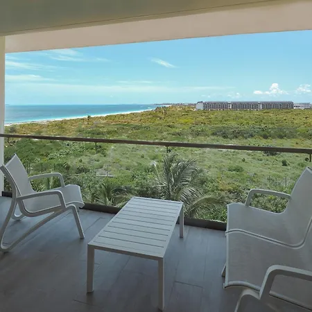 Catalonia Grand Costa Mujeres All Suites & Spa-3