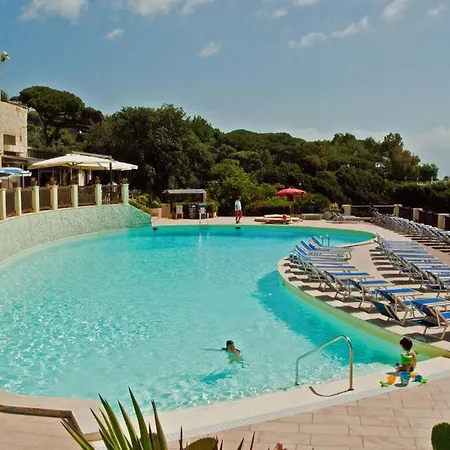 Baia delle Rocce Verdi Resort-2