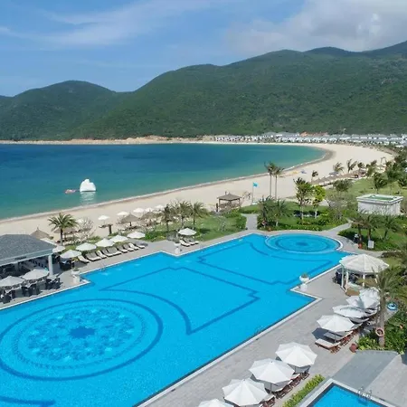 Vinpearl Discovery Rockside Nha Trang-2