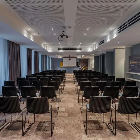 Ibis Yerevan Center-3