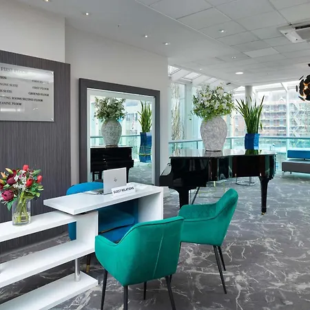 Novotel London West-2