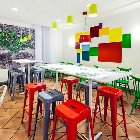 Ibis Styles Napoli Garibaldi-3