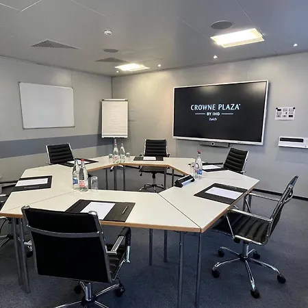 Crowne Plaza Zuerich By Ihg-3