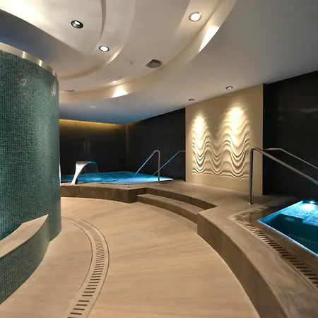 Gulf Hotel Bahrain Convention And Spa-2