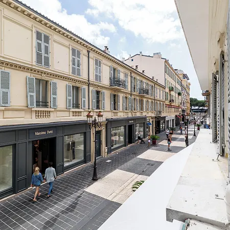 Le Dortoir Boutique Suites-3