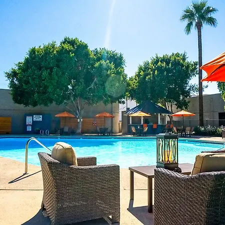Hotel 502-3