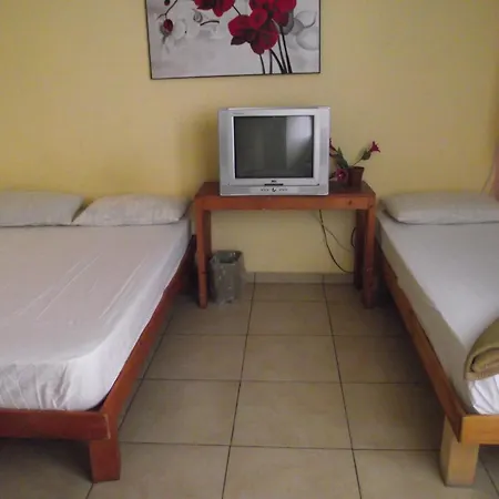 Hotel 28-2