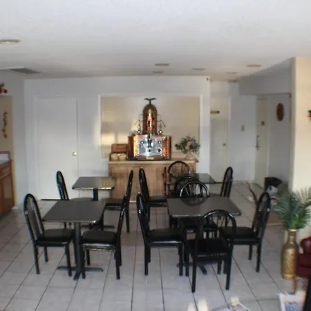Value Inn & Suites - Harlingen-2