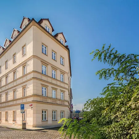 Le Petit Hotel Prague-2