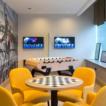 Holiday Inn Amsterdam-3