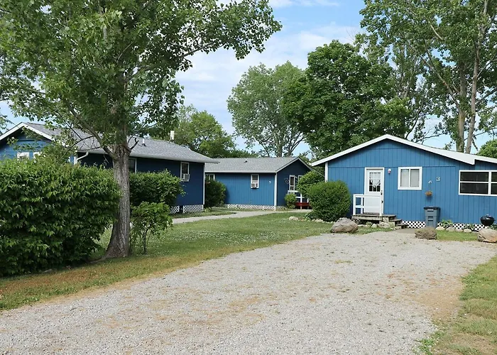 Bird'S Nest Resort Put-in-Bay
