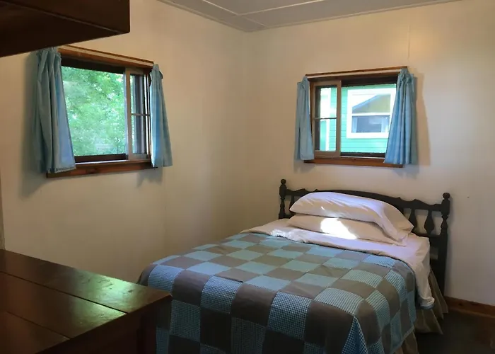 Rainbow'S End Resort Camp