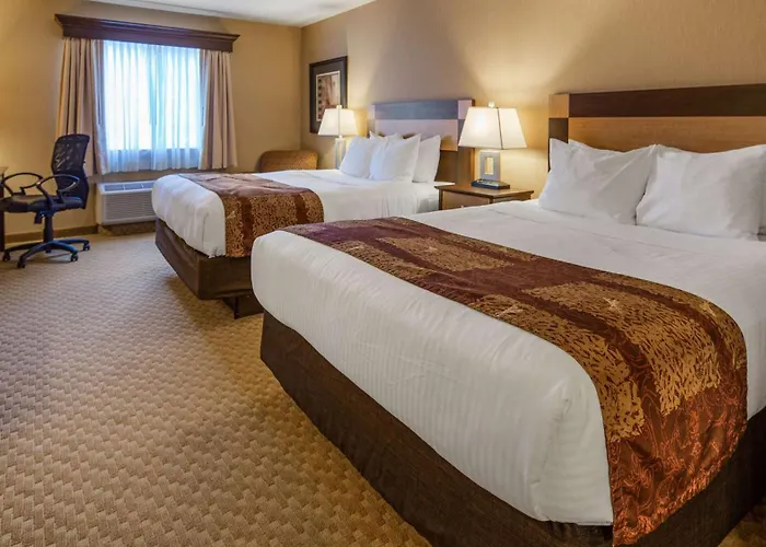 Crandon Inn & Suites