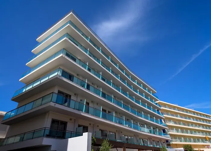Manousos City Hotel