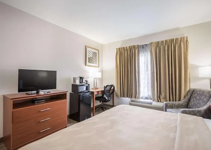 Quality Inn & Suites Lodi I-90