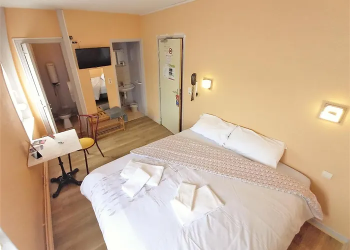 Le Terminus fasthotel soissons centre