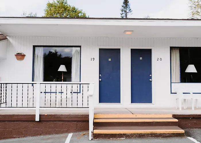 Blue Moon Motel Lake George