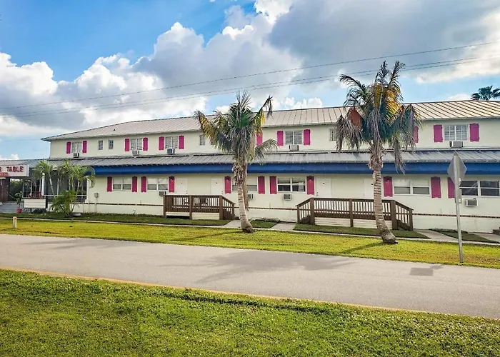 Captain'S Table Hotel By Everglades Adventures