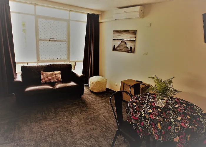 Ocean Paradise Studios & Apartments