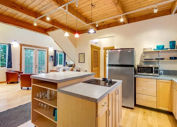 Camano Writer'S Cottage