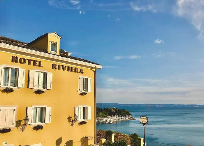Hotel Riviera & Maximilian'S