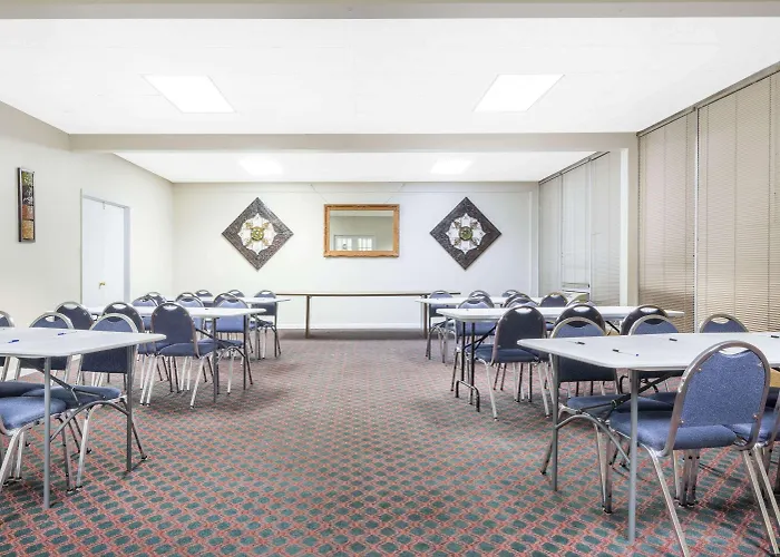 Super 8 By Wyndham Williamsburg