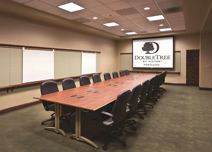 Doubletree By Hilton Portland Hotel