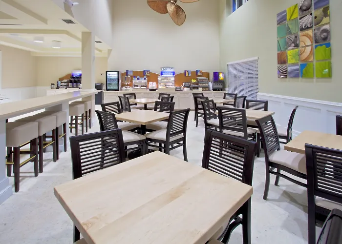 Fairfield By Marriott Inn & Suites Marathon Florida Keys