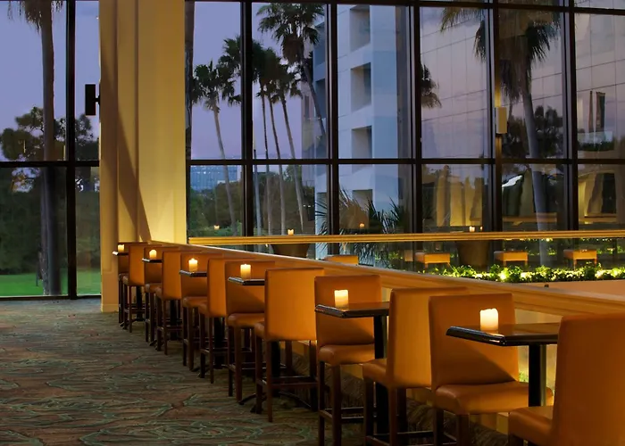 Embassy Suites By Hilton Palm Beach Gardens Pga Boulevard