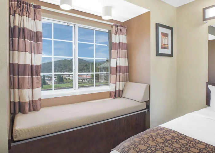 Microtel Inn & Suites By Wyndham Franklin