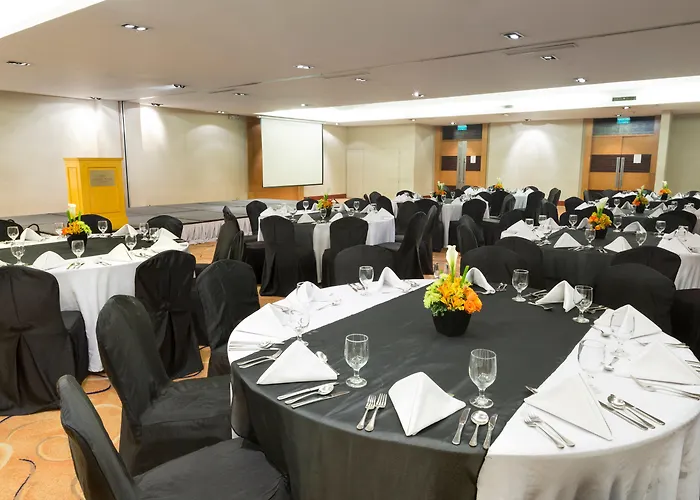 Crowne Plaza Manila Galleria By Ihg