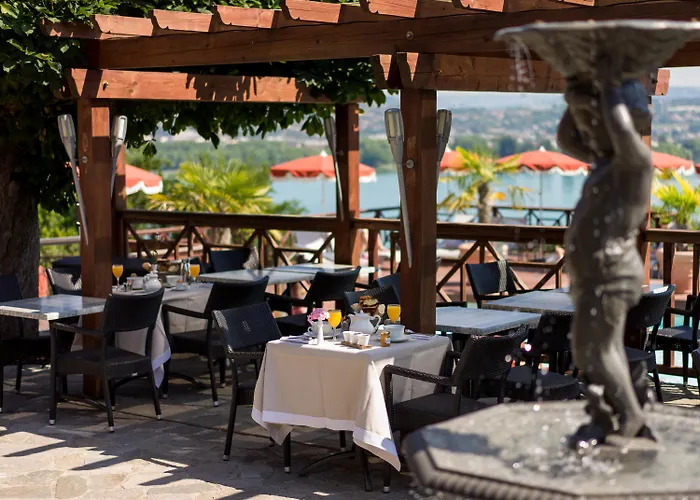 Les Tresoms Lake And Spa Resort